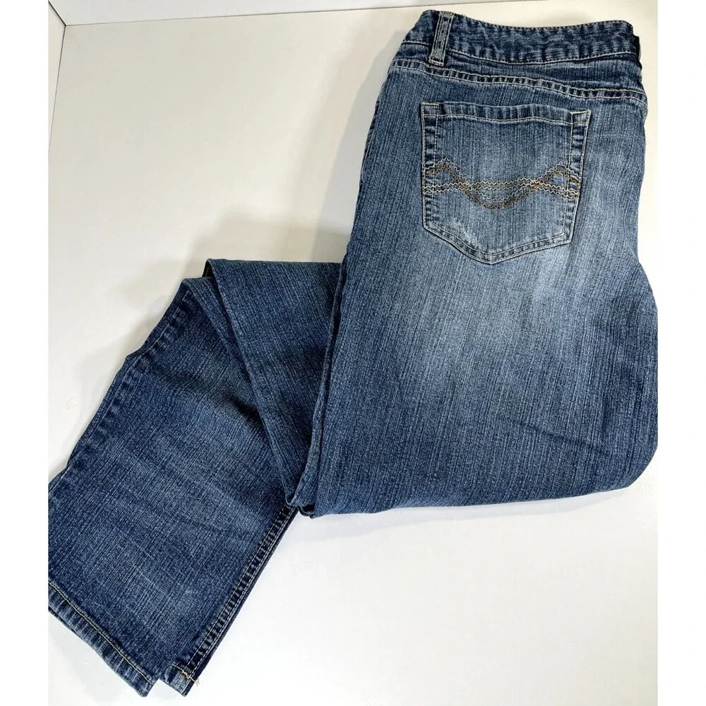 Mossimo Supply Co. Womens  15R Skinny Jeans  Distressed Low Rise